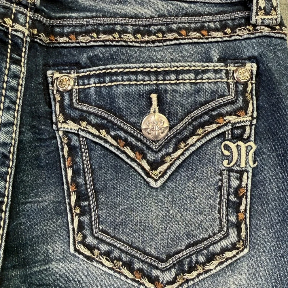 Miss Me Mid Rise Bootcut Jeans Dark Wash Embroidered Sequin Size 25x34 NEW